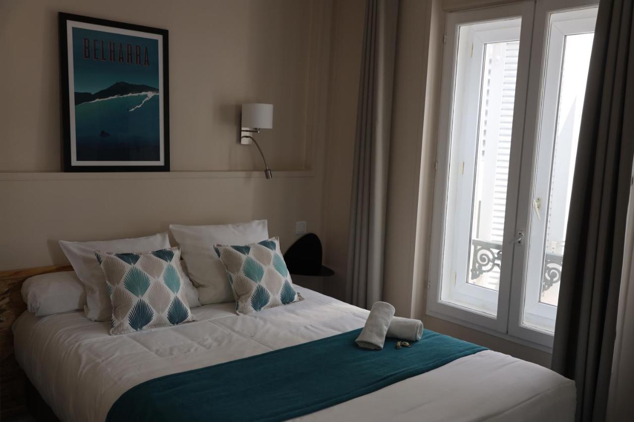 Un Hotel Sur Le Port Ла Рошел Екстериор снимка