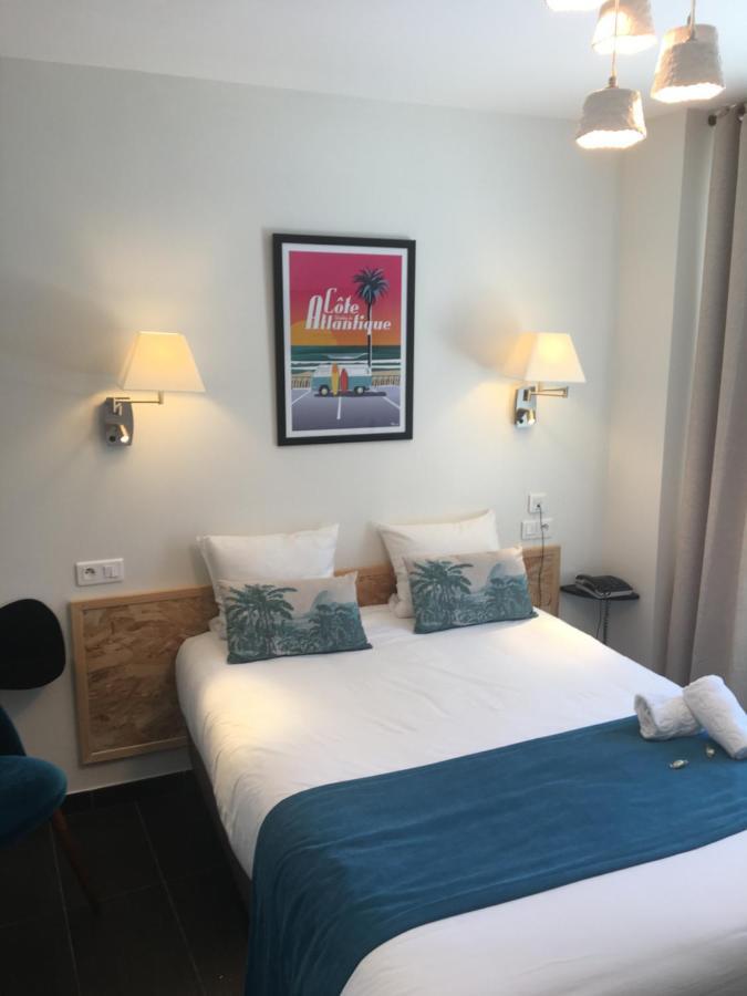 Un Hotel Sur Le Port Ла Рошел Екстериор снимка