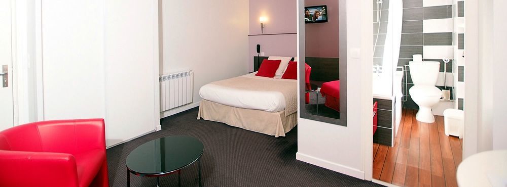 Un Hotel Sur Le Port Ла Рошел Екстериор снимка