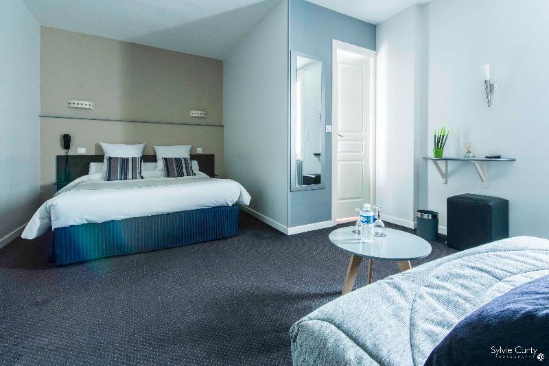 Un Hotel Sur Le Port Ла Рошел Екстериор снимка
